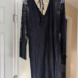 Idyllwind Elegant Black Floral Long Sleeve Dress